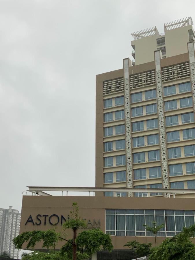Palam Mansion At Aston Apartment - Batamナゴヤ エクステリア 写真