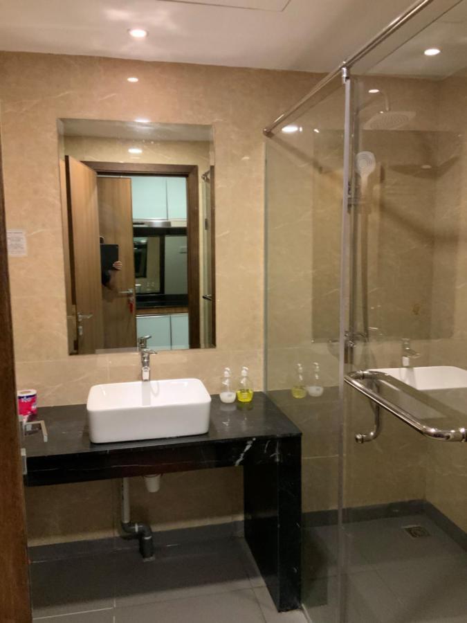 Palam Mansion At Aston Apartment - Batamナゴヤ エクステリア 写真